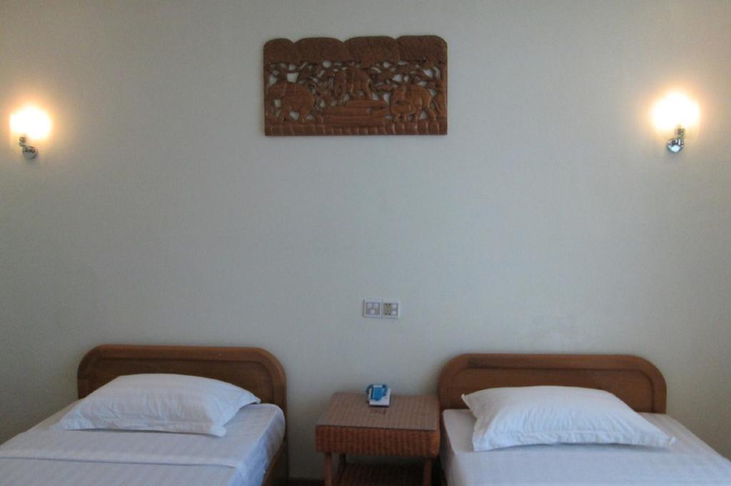 Golden Dream Hotel Мандалай Экстерьер фото