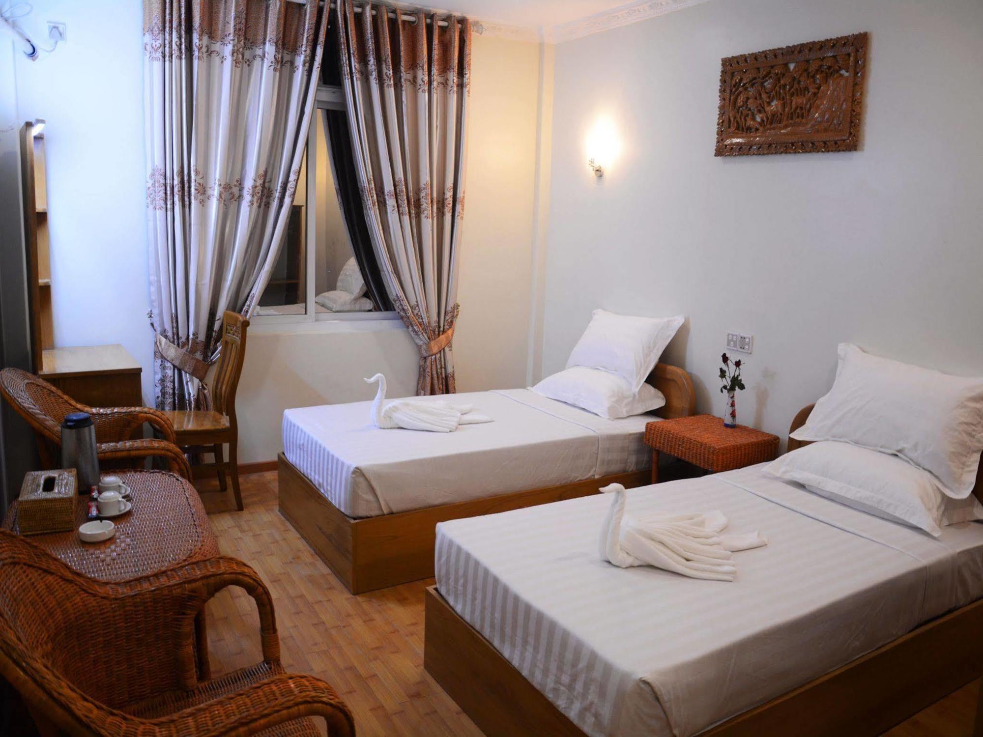 Golden Dream Hotel Мандалай Экстерьер фото